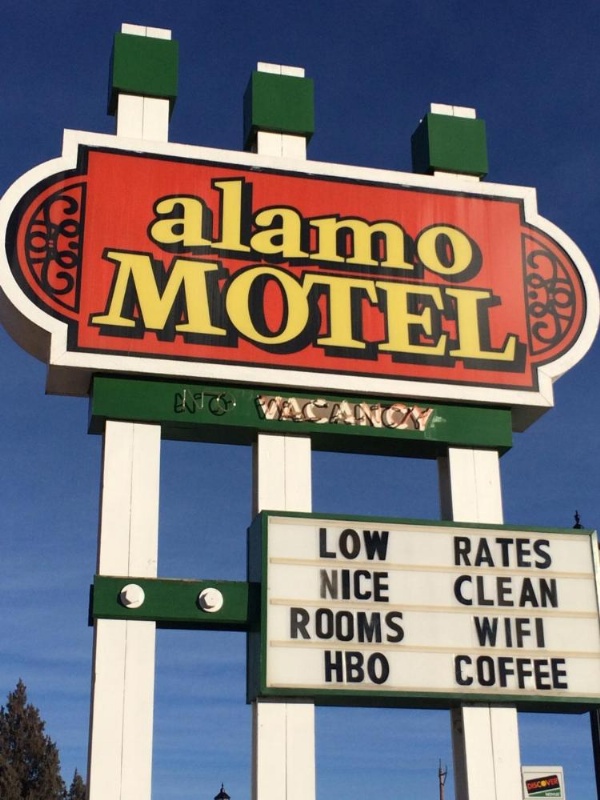 Alamo Motel image 16